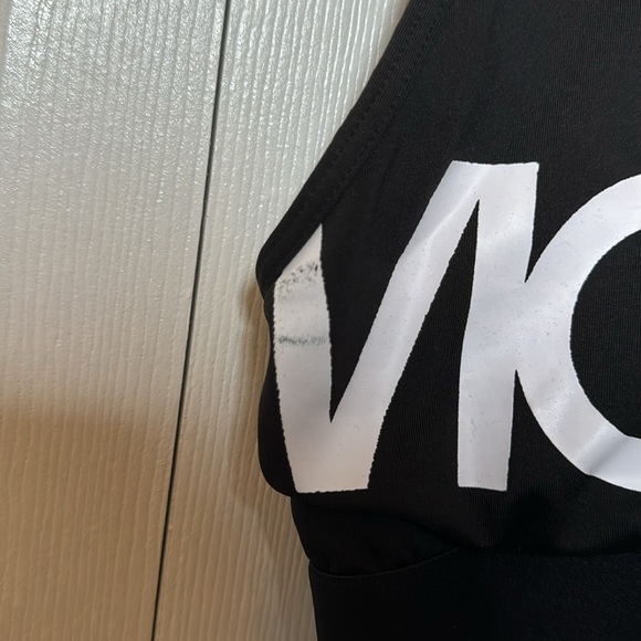 Victorias Secret Sports Bra - Picture 2 of 4